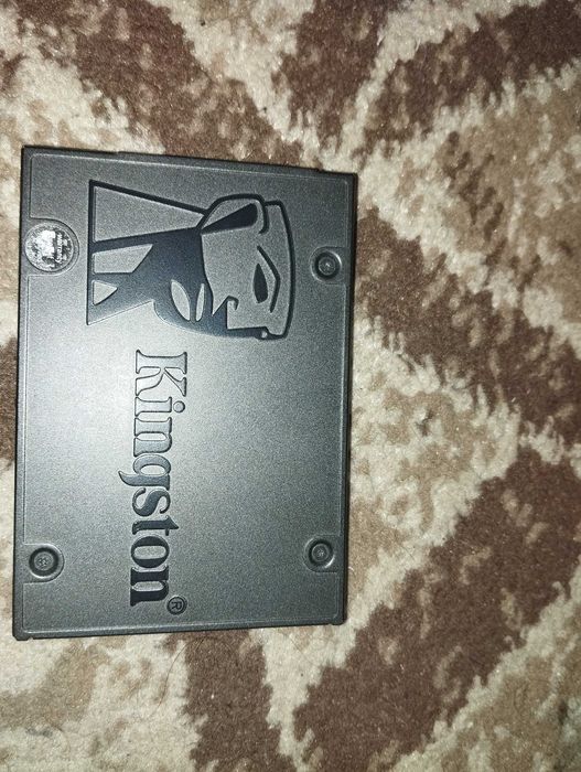 SSD Kingston 240 гб
