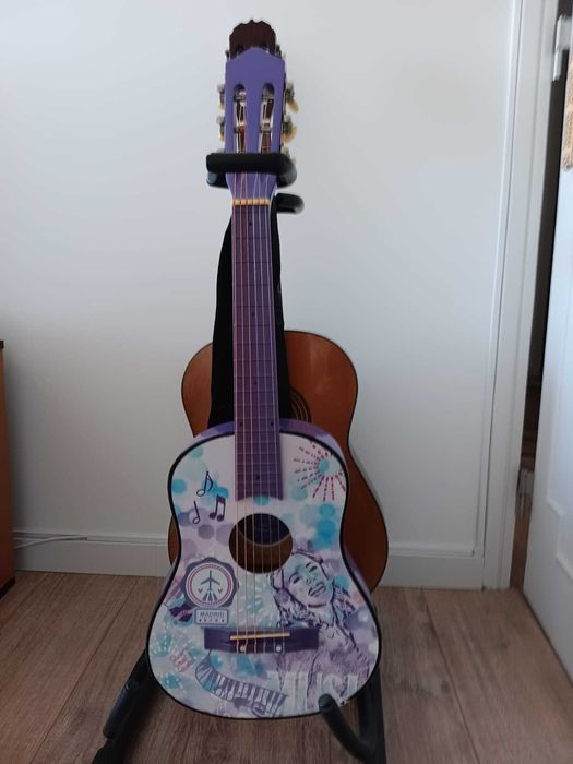 Guitarra criança