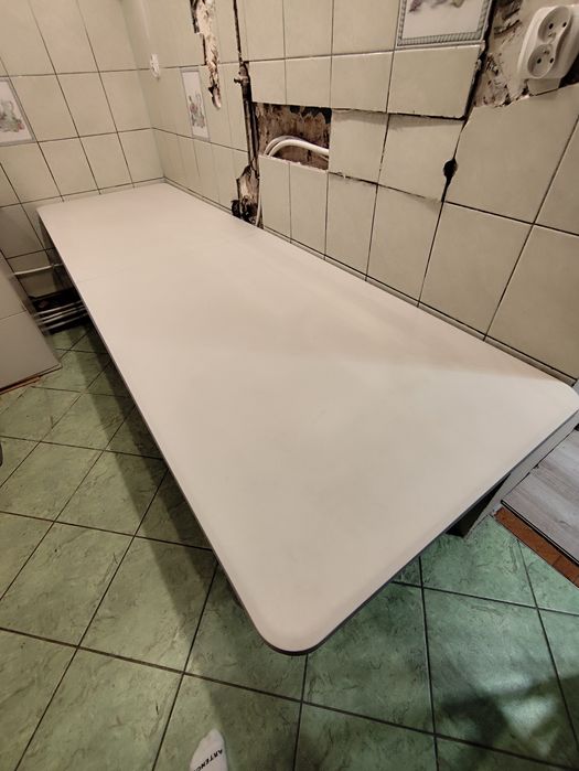 Stół cateringowy biały składany 244x75 cm