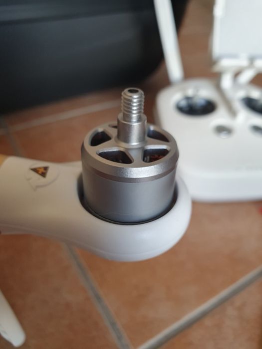 Drone DJI Phantom 3 Pro com mala