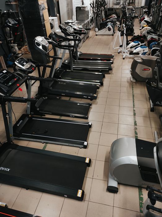 Бігова доріжка Fitlogic. Продаж. Оренда. Доставка. Гарантія.