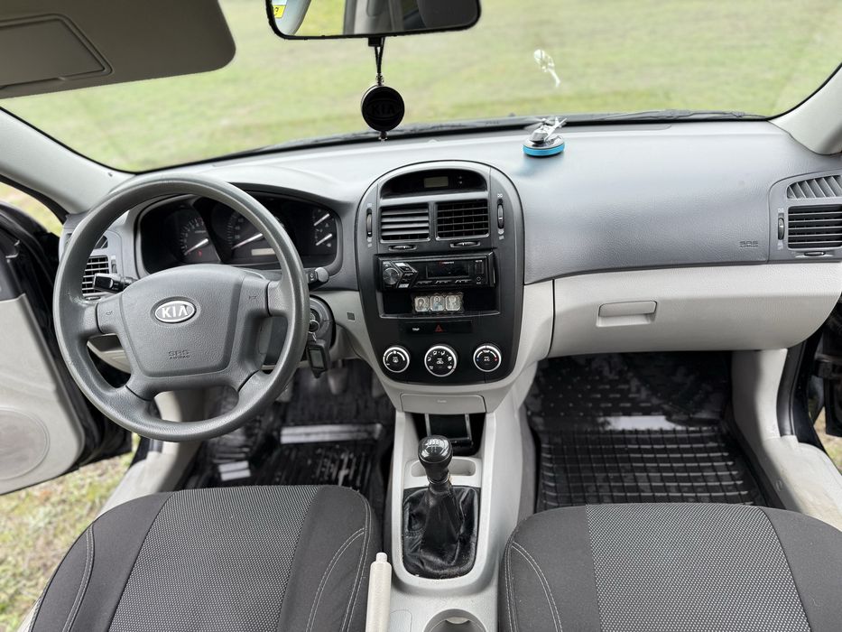 Kia Cerato 1.6 газ бензин 2007г