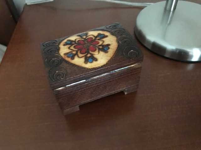 Caixa de jóias artesanal