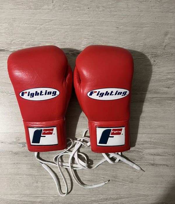 Боксерские професиональные перчатки Fighting Fairtex,Twins, Top King