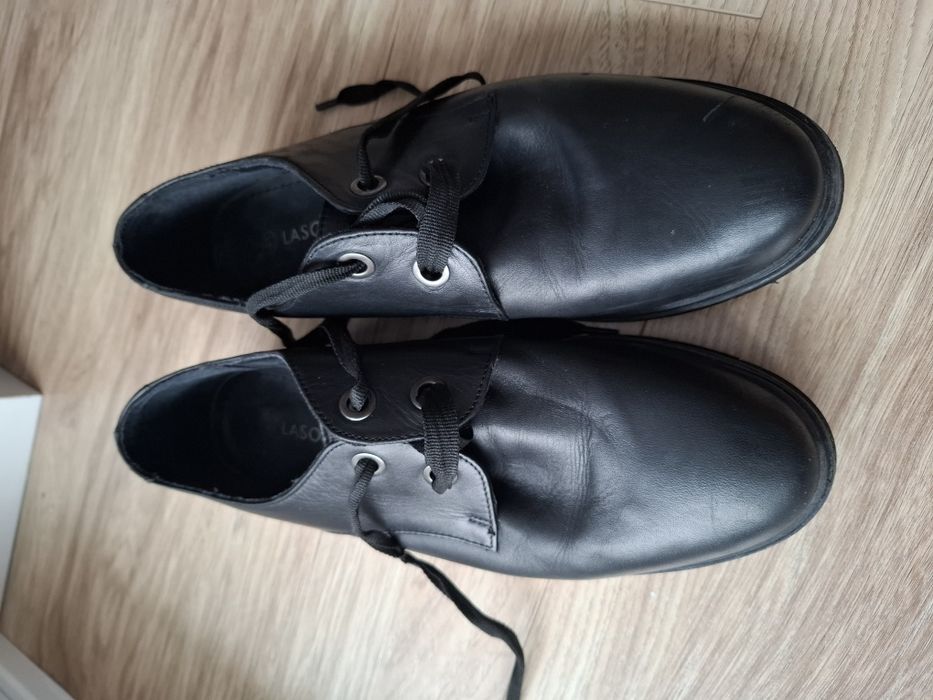 Pantofle półbuty skórzane damskie Lasocki