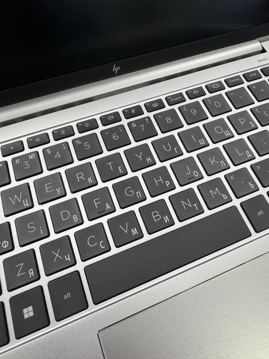 Лазерне гравірування клавіатури Apple/Lenovo/Dell/HP/MSI/Asus/Acer