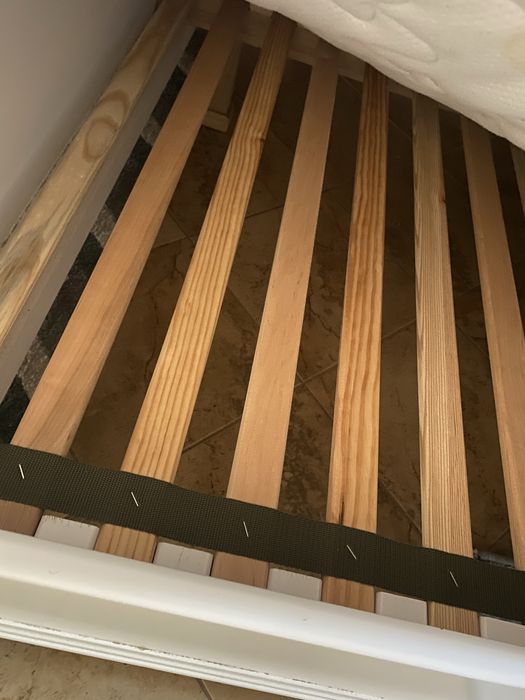 Продам ліжко з матрамом 220х200