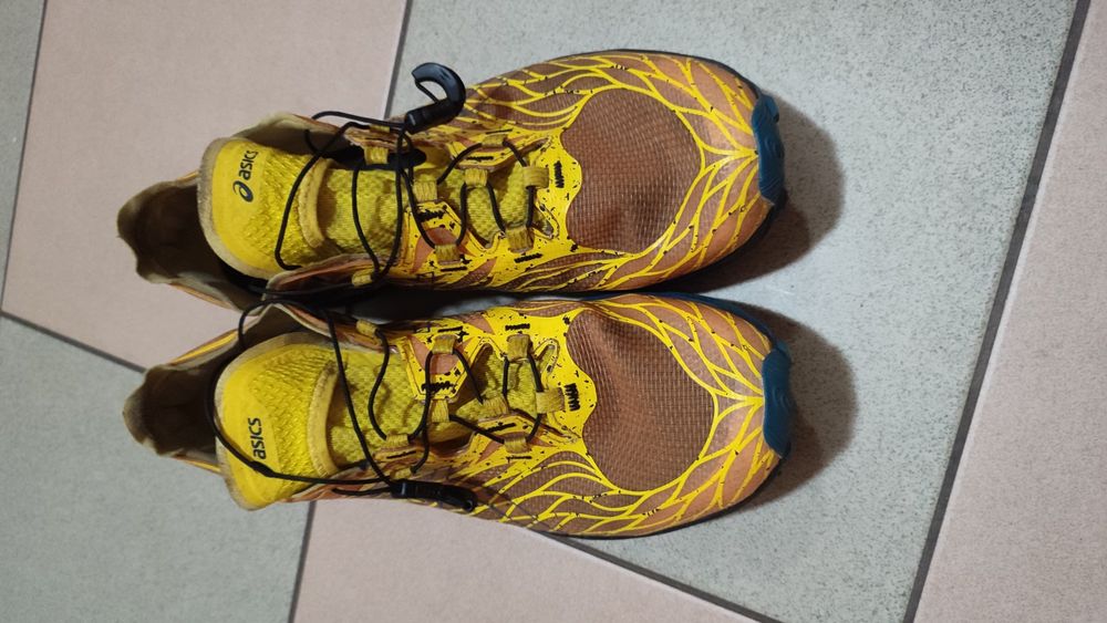 Asics Fujispeed buty do biegania trailowe