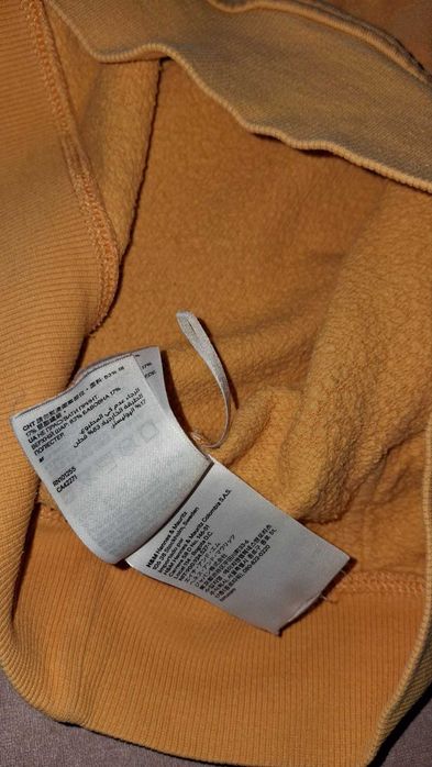 Худі Н&M з текстовим принтом