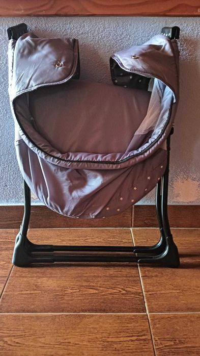 Mini berço desmontável