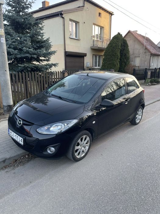 Mazda 2.   1.3 benzyna ,rok 2010/11 po liftingu