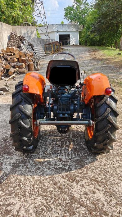Trator Kubota L245 (25 CV)