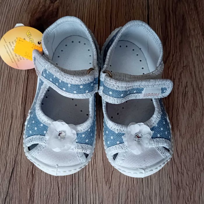 Wygodne Pantofelki / kapcie Viggami Nowe