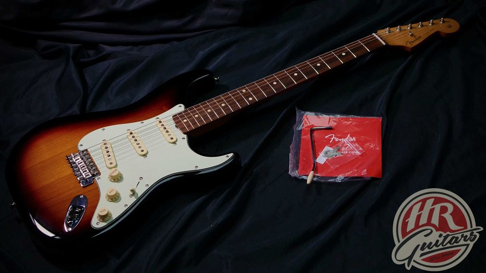 Fender Vintera 60s Stratocaster 3-Color Sunburst, 2021 rok