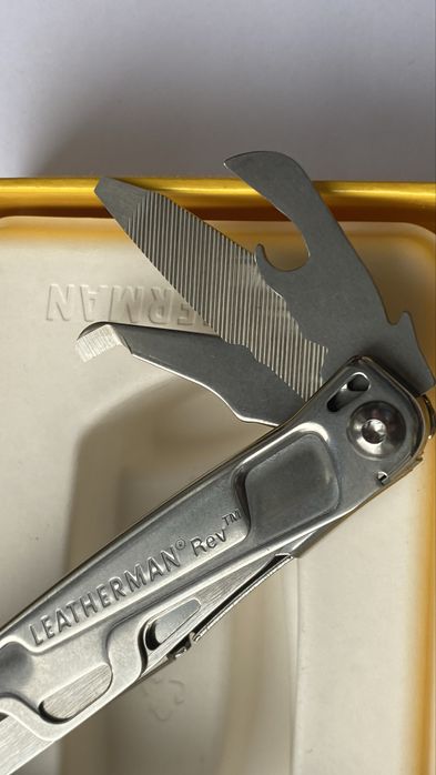 Leatherman REV мультитул