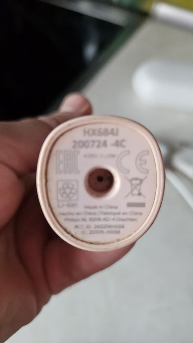 Дуже крута Електрична зубна щітка PHILIPS Sonicare Protective Clean 51