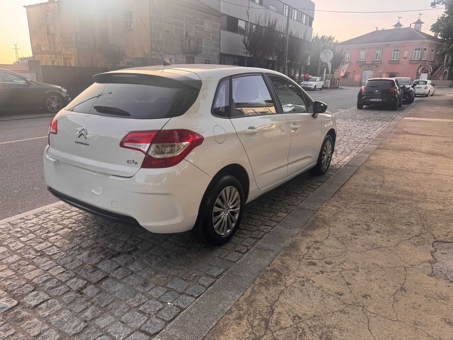Citroen C4 1.6 hdi  2014   235000 klm