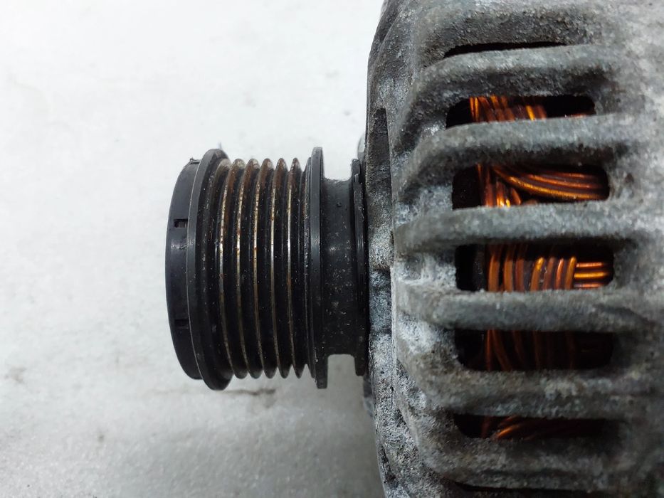 Alternador SKODA Octavia II Hatchback (1Z3)