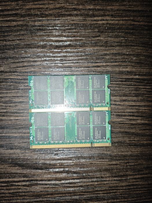 Пам'ять для ноутбуків So-dimm DDR2 667 2 Gb + 2 Gb