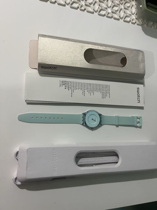 Часы женские Swatch  Skin Aurora Sky