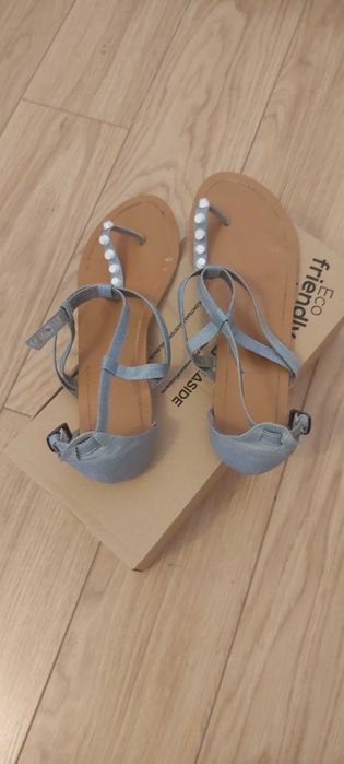 Sandalias azuis tamanho 38
