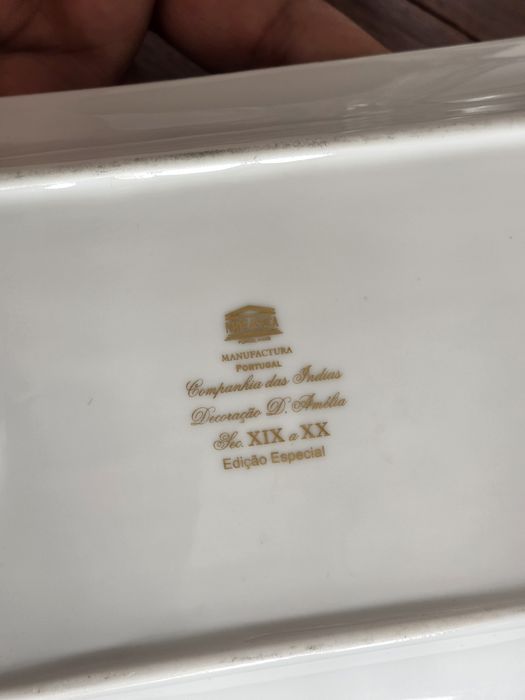 Cinzeiro Porcelana Neoclássica / Montasa - Decoração D. Amélia Companhia das Índias (Edição Especial)
