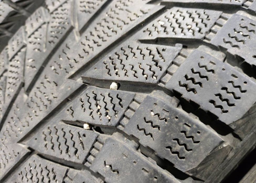 Шини Hankook Winter I*Cept 215/65r16