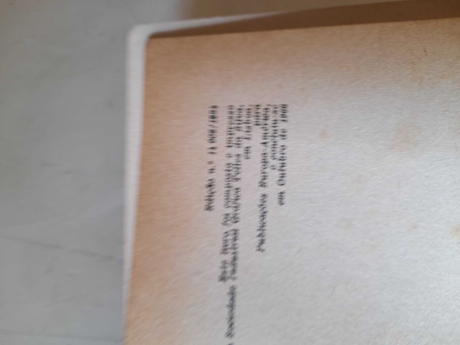 Livro " A Vida Antes do Nascimento " Antigo