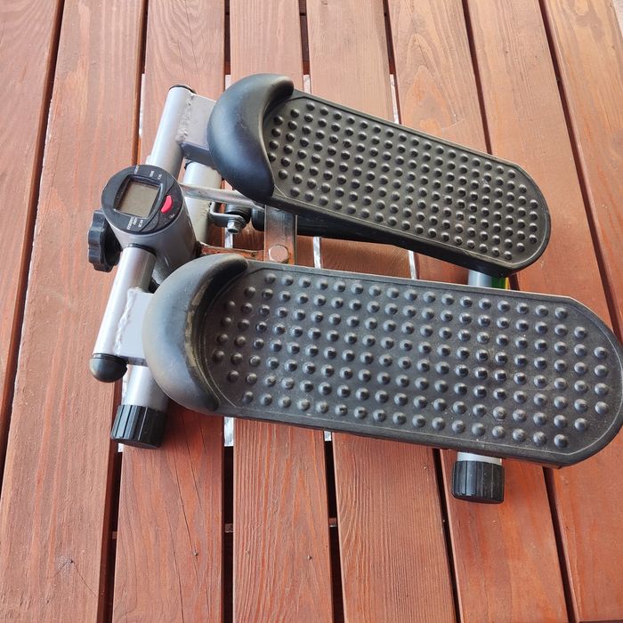 Stepper treningowy z licznikiem plus minus