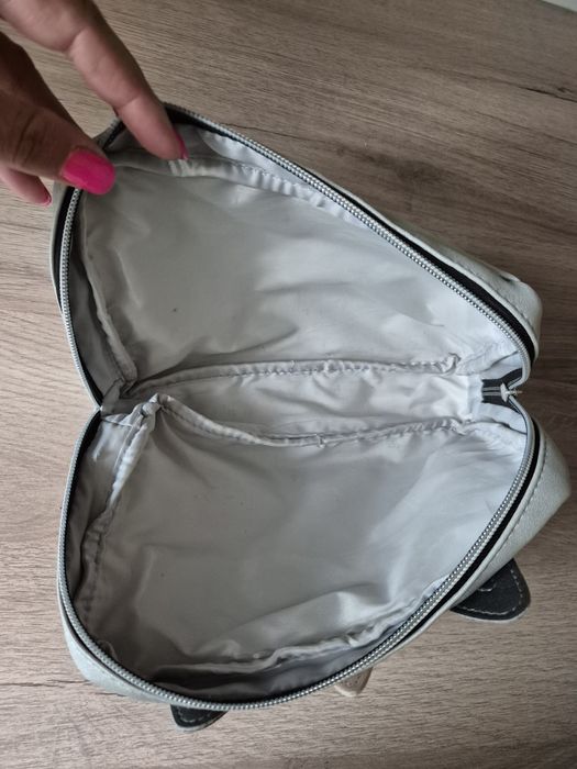 Kosmetyczka dla dziewczynki