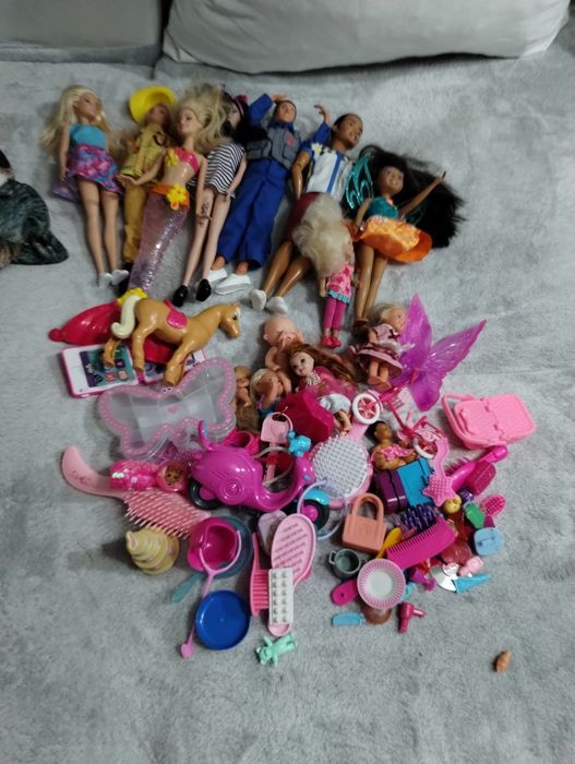 Zestaw lalek barbie