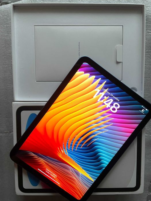iPad 10./ 64gb/ Wi-Fi/. Батарея 100%. Идеал.