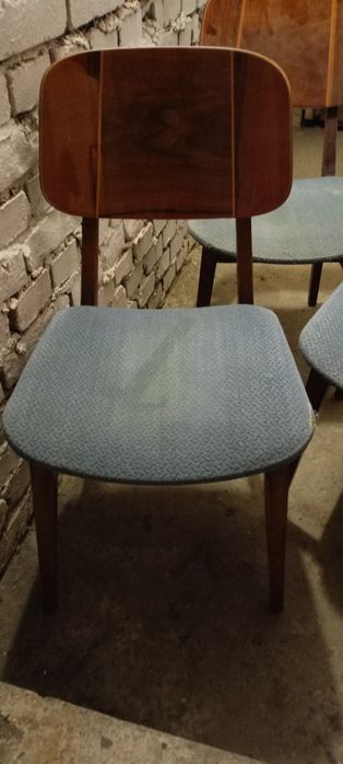 Krzesła Bilea PRL