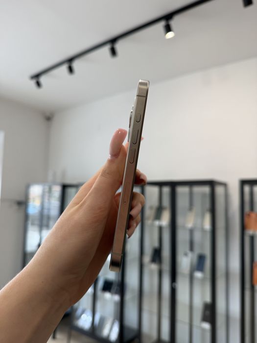 Telefon iPhone 15 PRO 256GB Biały Apple Gwarancja iTrade