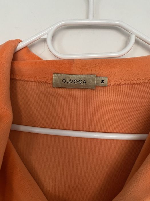 Krótka welurowa bluza O’laVoga