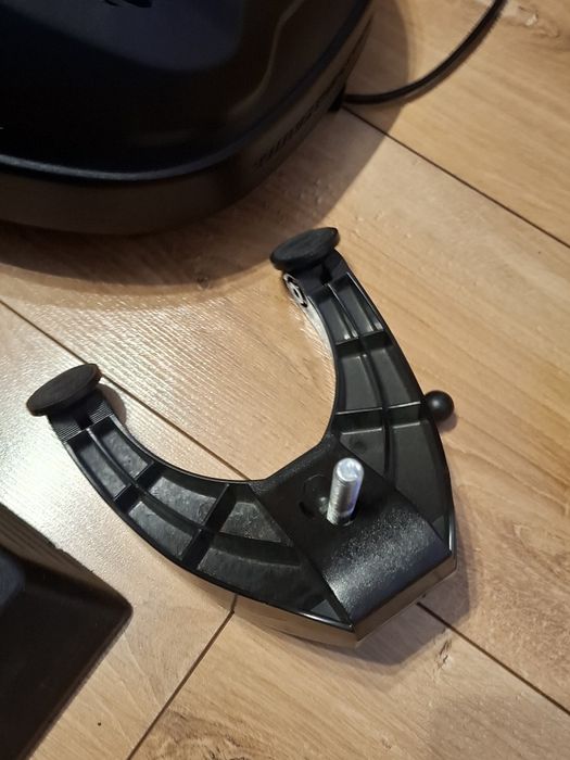 Thrustmaster t300 alcantata edition