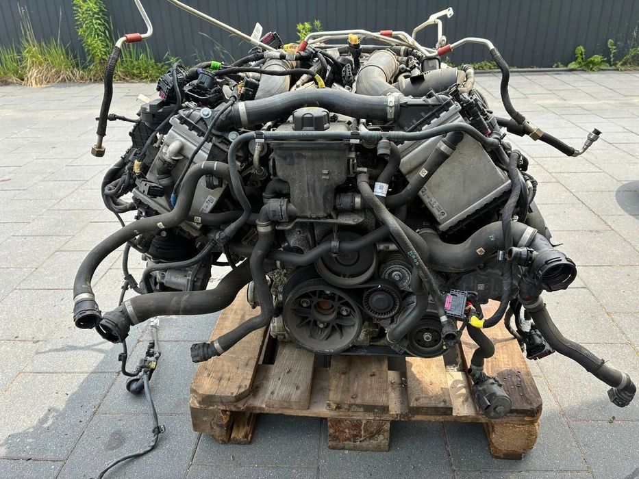 SILNIK N63B44D KOMPLETNY Z OSPRZĘTEM BMW 550i 750i 850i G05 M50i N63B44D