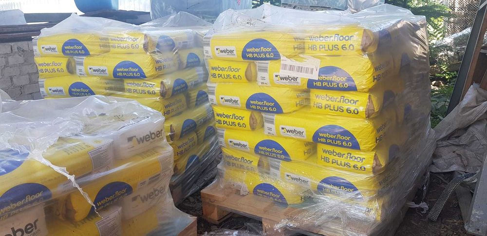 Posypka utwardzająca utwardzacz do betonu posadzek wylewek przemysłowy