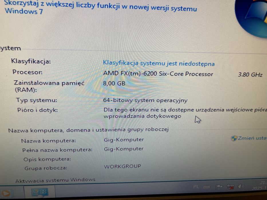 Komputer do gier z monitorem