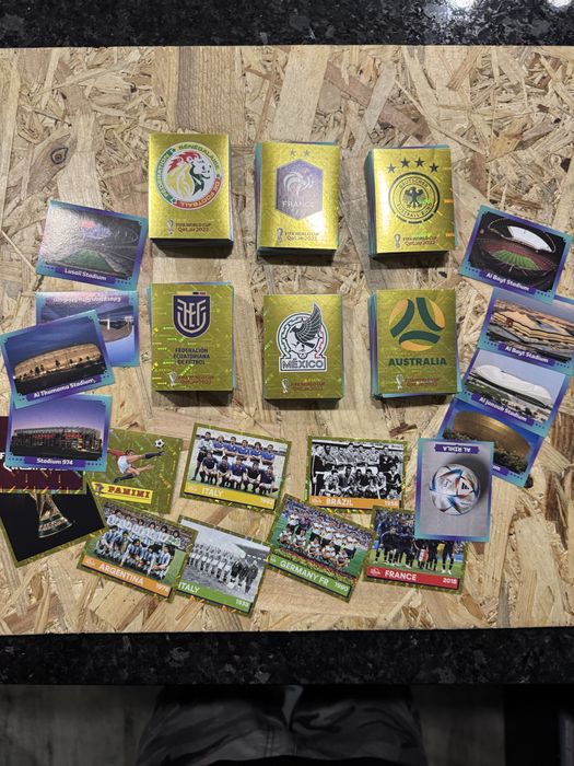 Fifa world cup Qatar 2022 vendo cromos cada 0.35 cada quem quiser zona gondomar