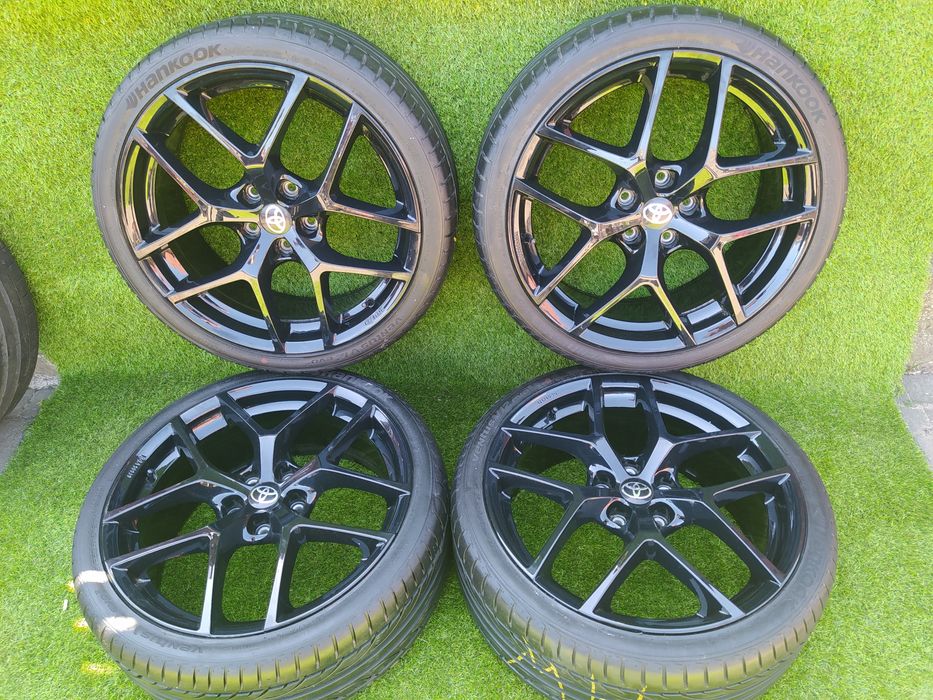 Felgi koła Toyota Corolla 235/35 R19 Lato BORBET