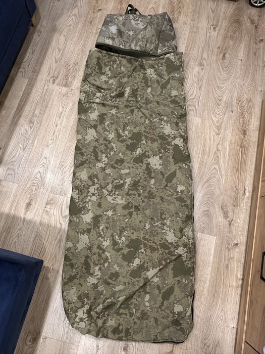 Продам спальный мешок (спальник) в камуфляже
