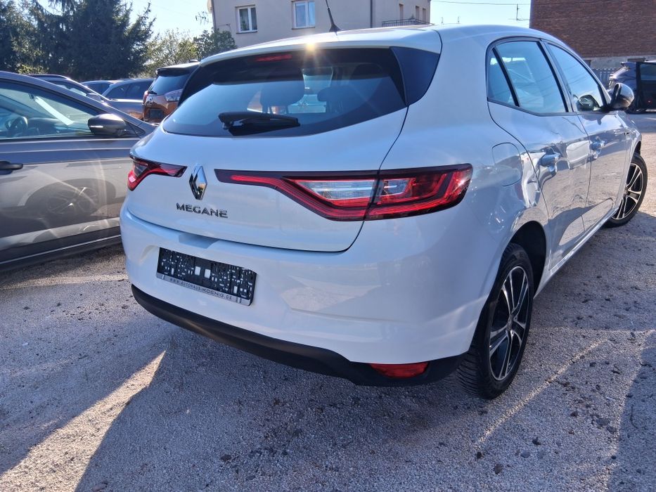 Renault Megane 2019r*1.3 Benzyna *77000 przebieg Bezwypadkowy *