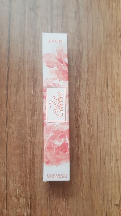 Avon Incandessence Celebre Eve Confidence Truth Far Away perfumetka