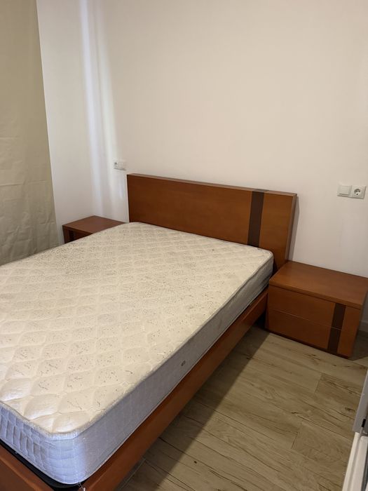 Arrenda se quarto no centro do porto com despesas incluidas