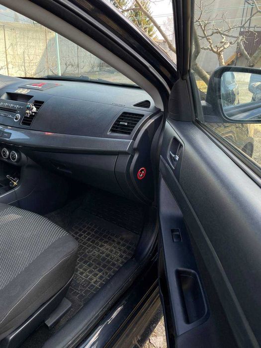 Продам Лансер 10