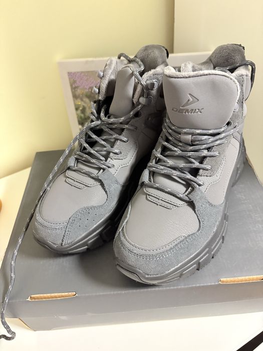 Кросівки, ботінки, сапожки зимові жіночі, утеплені 36 р Demix