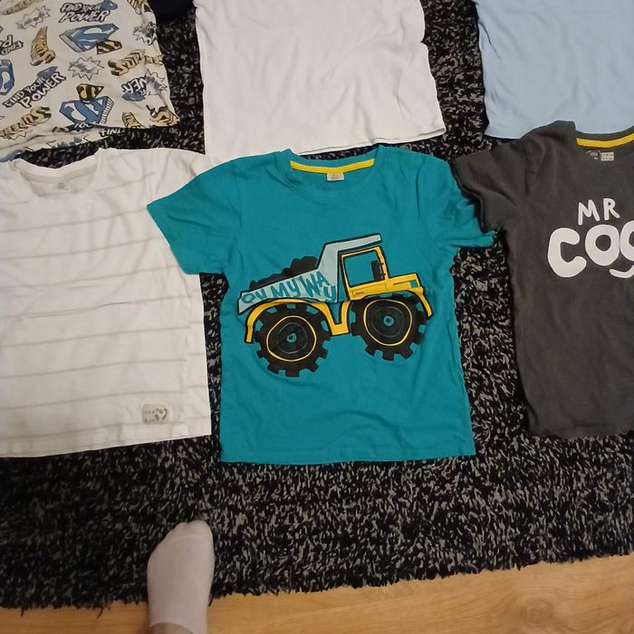 Koszulki chłopięce 134