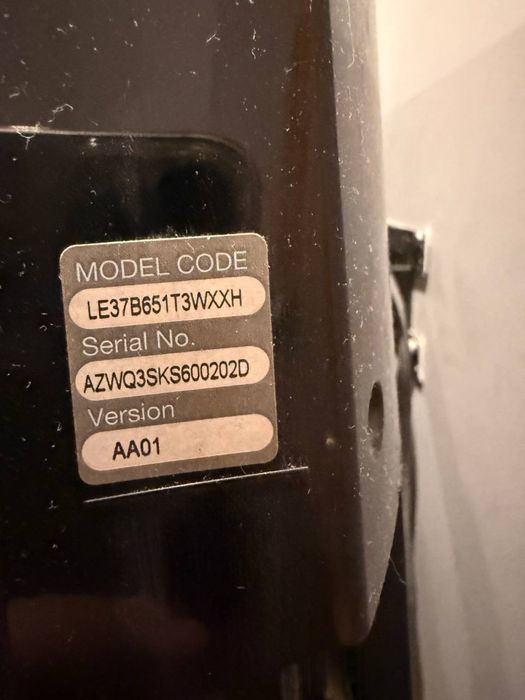 Телевизор Samsung 37