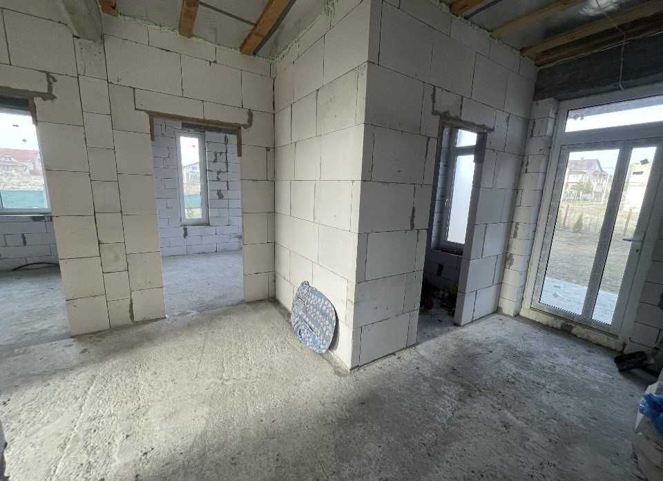 Продам дом в Александровке